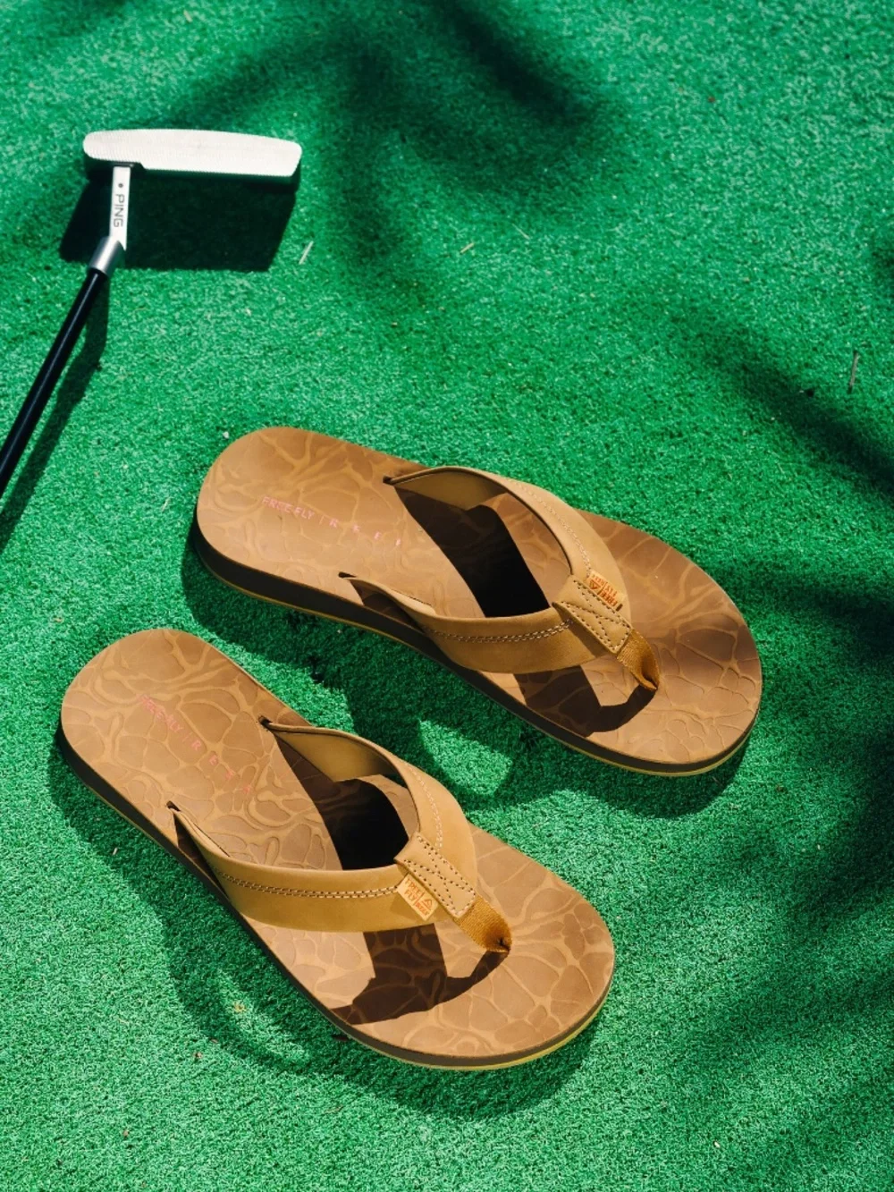 MEN'S FREE FLY X REEF OJAI COLLAB 'NUBUCK' LEATHER SANDALS/FLIP-FLOPS, 9, NIB!!